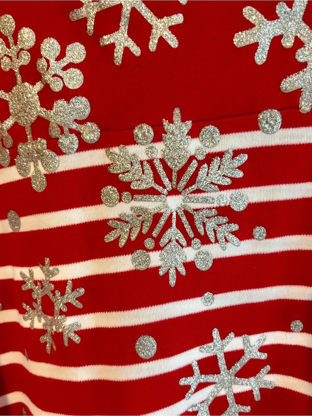 NWT Kim Rogers Perfectly Soft Christmas Snowflake Top 4X Red Silver Glitter - Picture 2 of 8